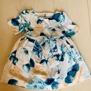 Beautiful dress for Spring!